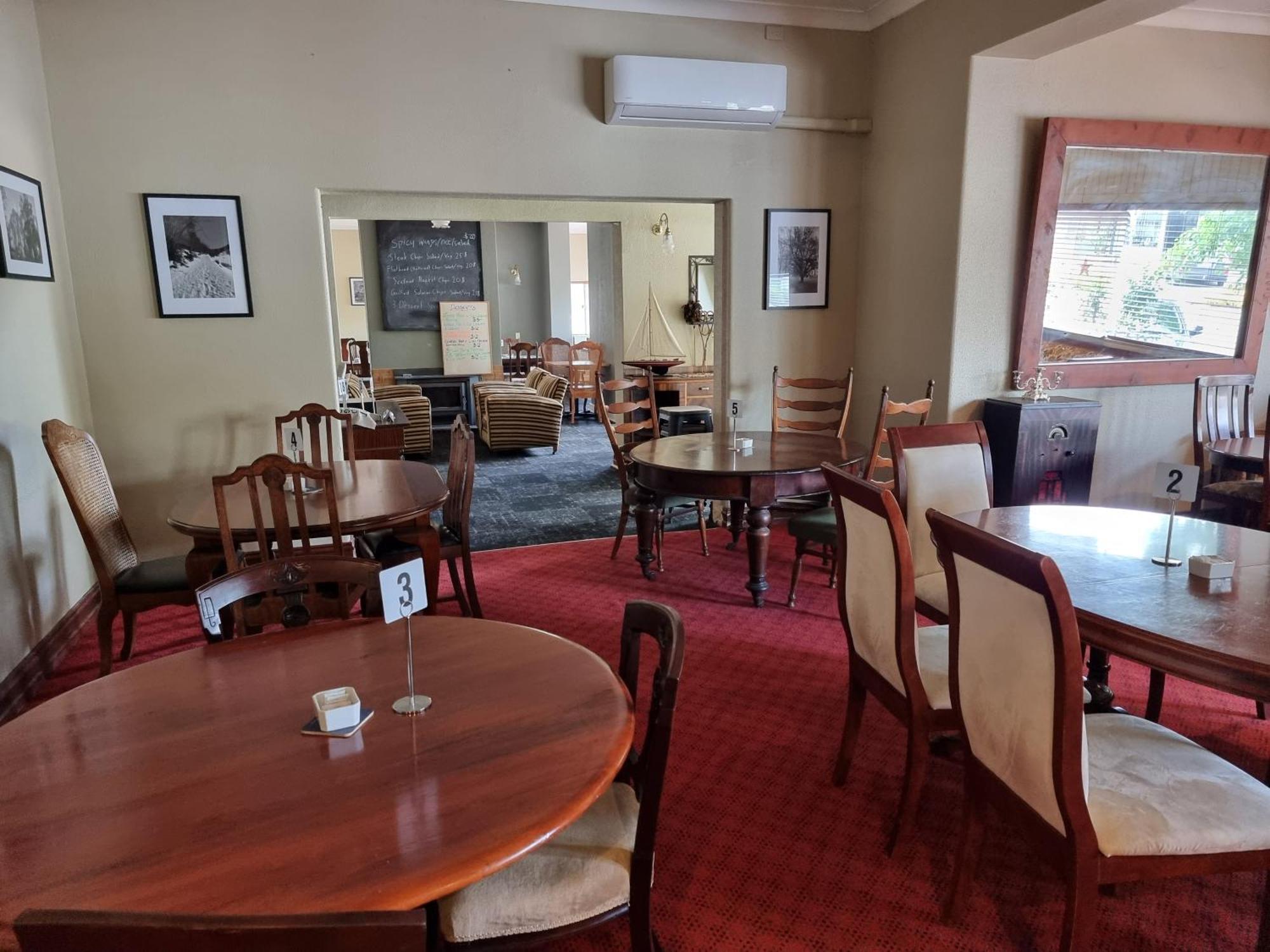 Myrtleford Hotel Exterior photo